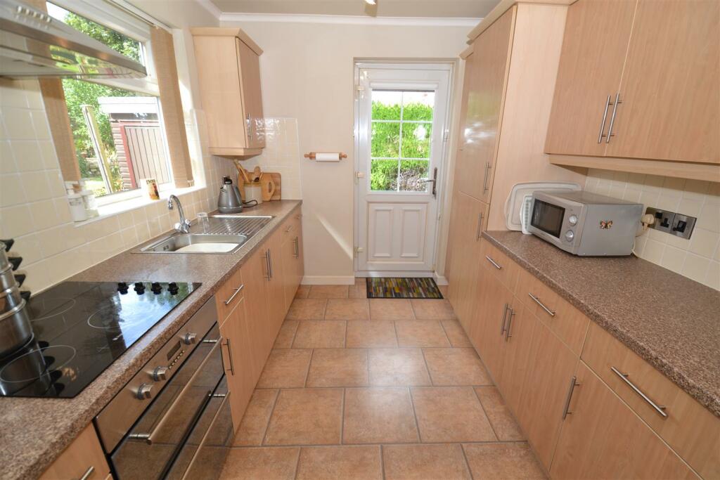 Additional property image - Dalecroft Rise, Allerton, Bradford