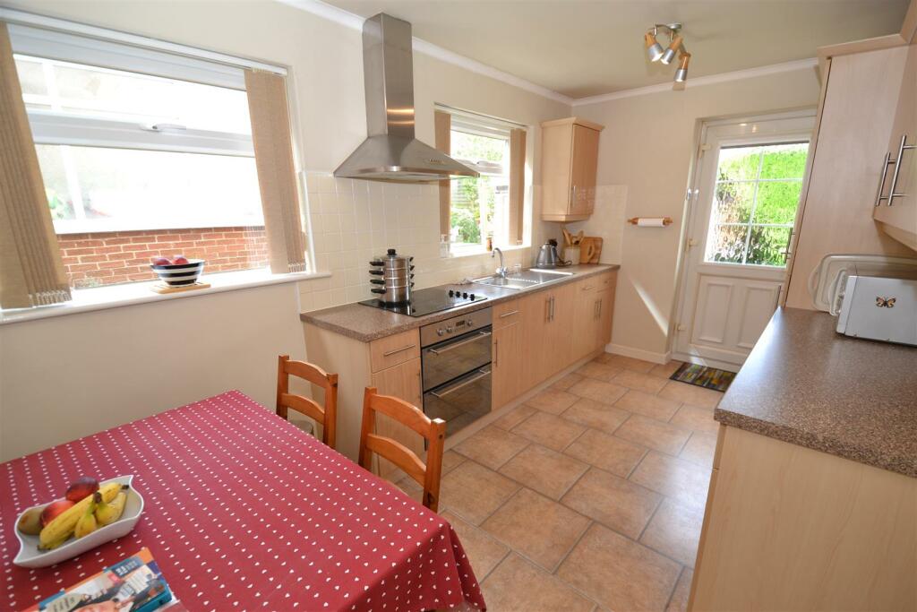 Additional property image - Dalecroft Rise, Allerton, Bradford