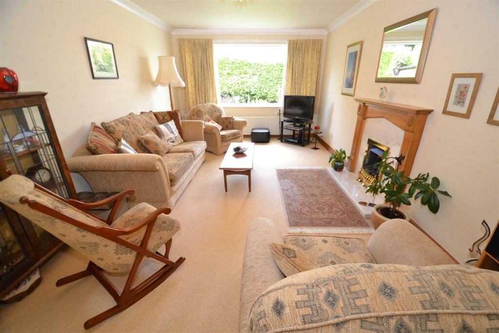 Additional property image - Dalecroft Rise, Allerton, Bradford