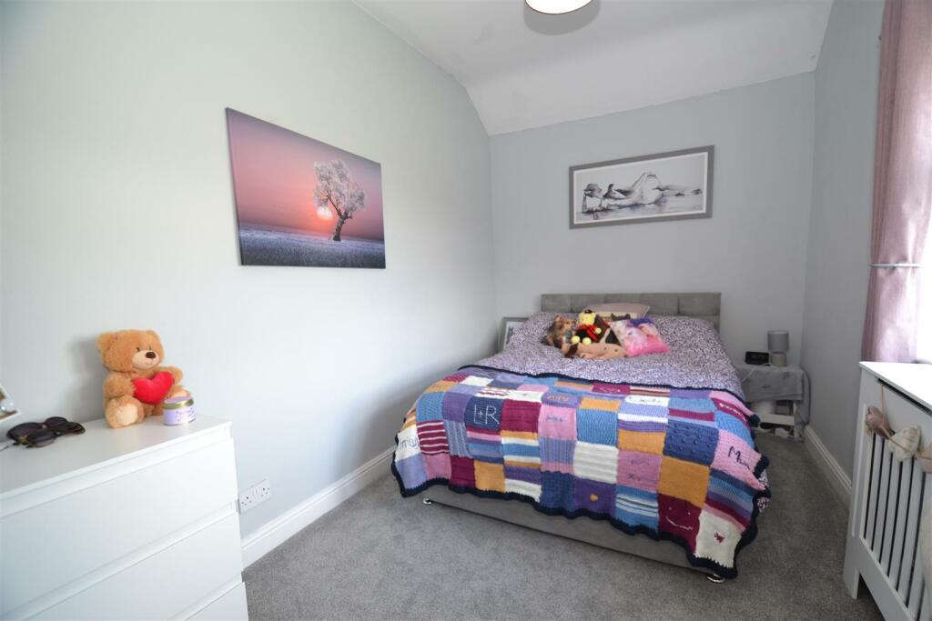 Additional property image - Main Road, Denholme, Bradford