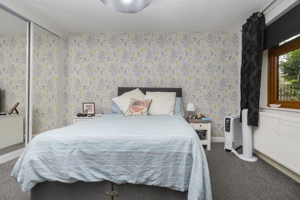 Additional property image - Ambler Thorn, Queensbury, Bradford