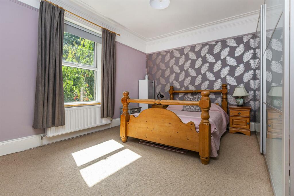 Additional property image - Sandbeds, Queensbury, Bradford