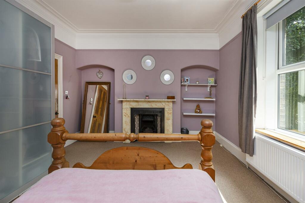 Additional property image - Sandbeds, Queensbury, Bradford
