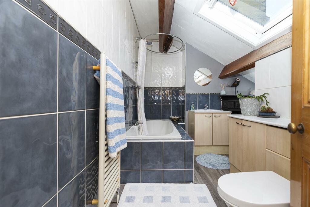 Additional property image - Sandbeds, Queensbury, Bradford