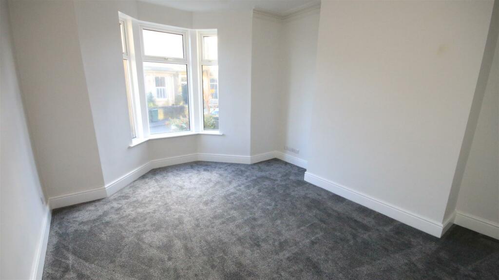 Additional property image - Oakleigh Road, Clayton, Bradford