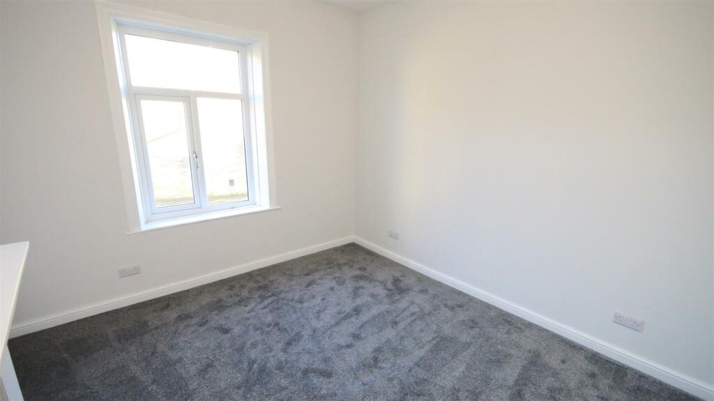Additional property image - Oakleigh Road, Clayton, Bradford