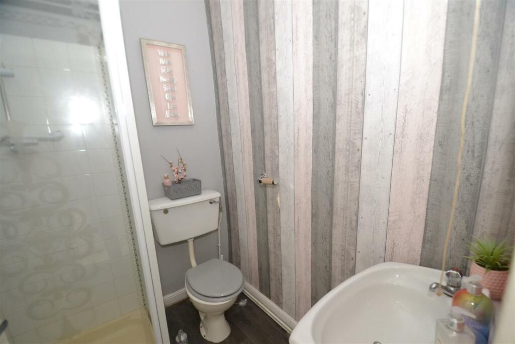 Additional property image - Halifax Road, Wibsey, Bradford