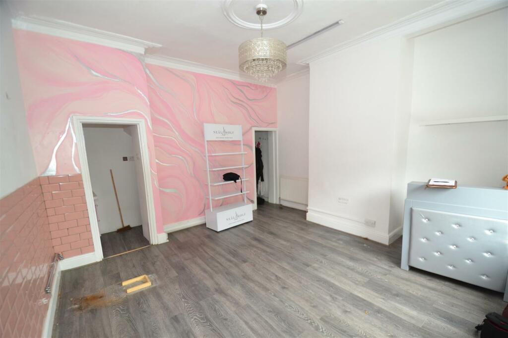 Additional property image - Halifax Road, Wibsey, Bradford