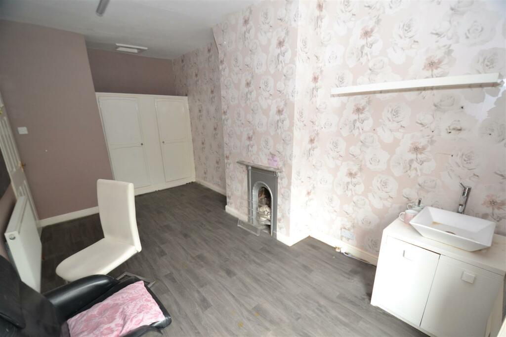 Additional property image - Halifax Road, Wibsey, Bradford