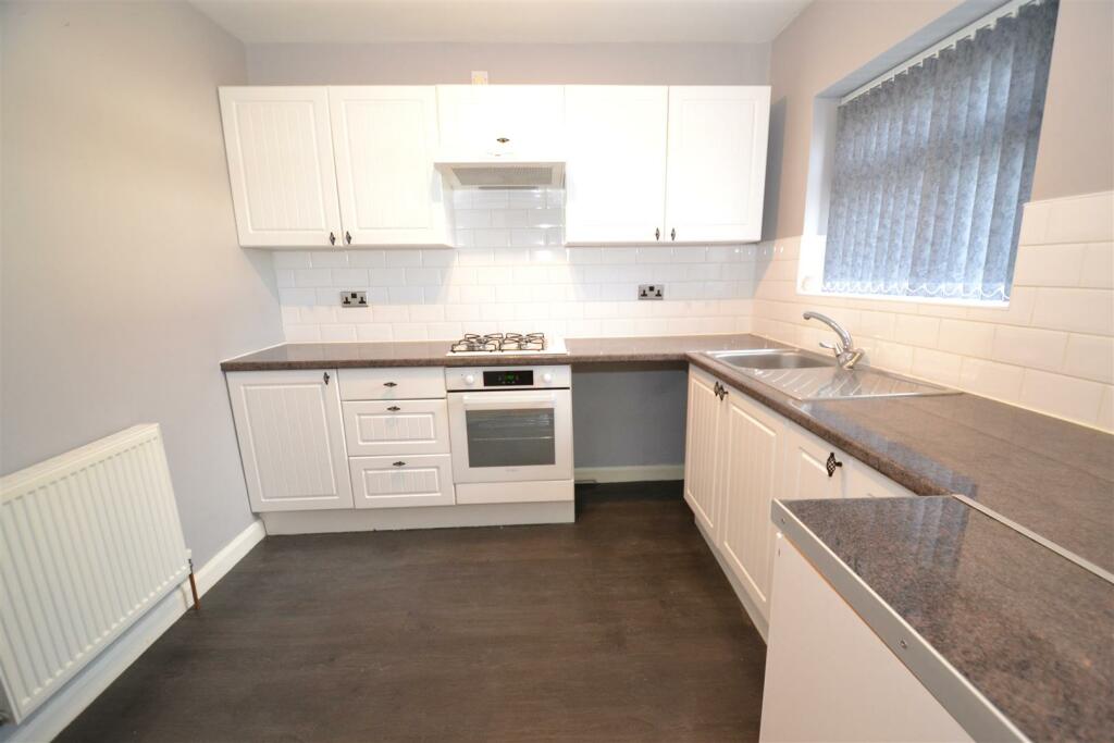 Additional property image - Westminster Crescent, Clayton, Bradford