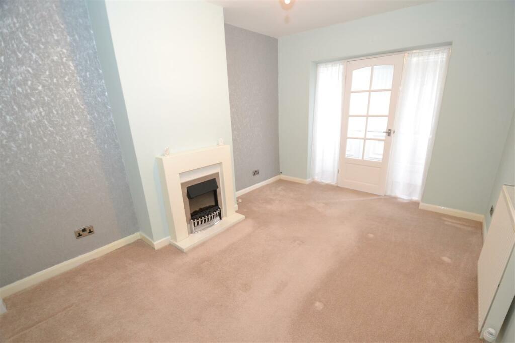 Additional property image - Westminster Crescent, Clayton, Bradford