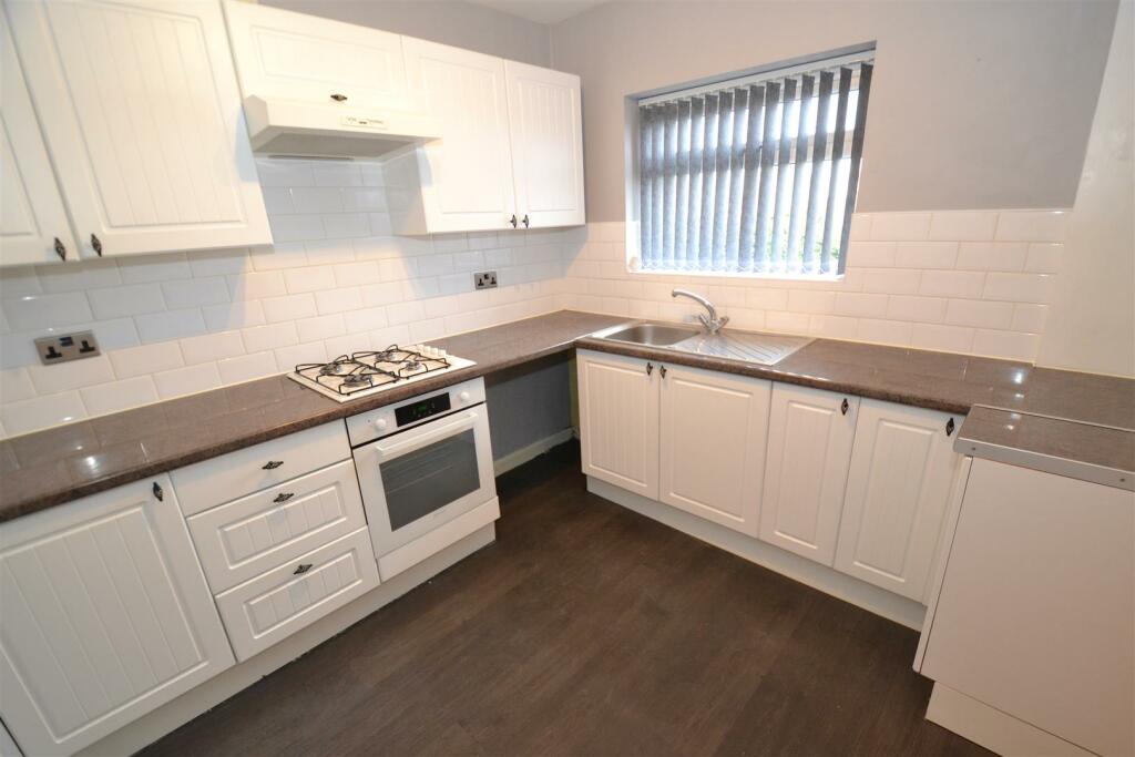 Additional property image - Westminster Crescent, Clayton, Bradford