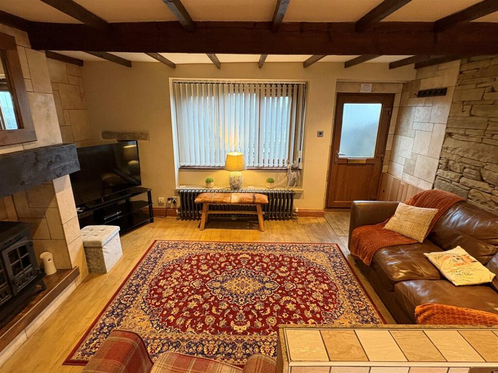 Additional property image - Well Heads, Thornton, Bradford