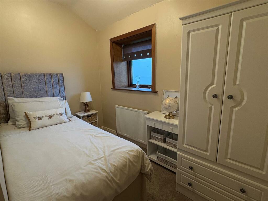 Additional property image - Well Heads, Thornton, Bradford