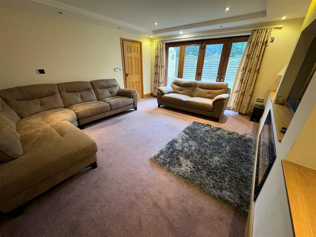 Additional property image - Reva Syke Road, Clayton, Bradford