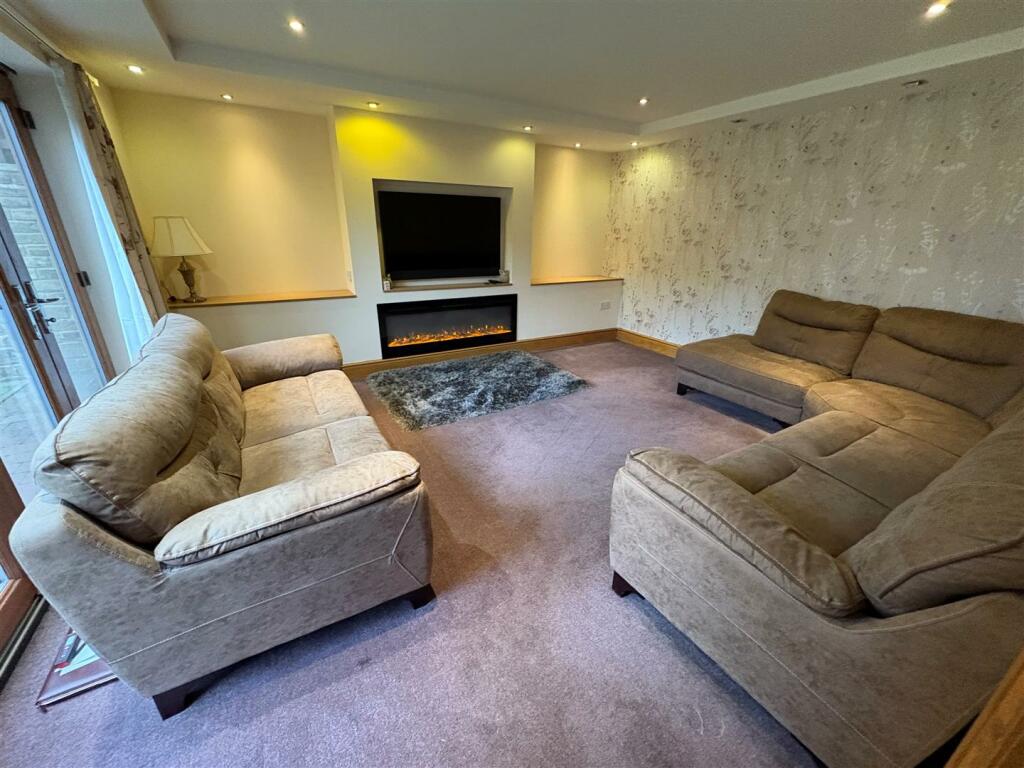 Additional property image - Reva Syke Road, Clayton, Bradford