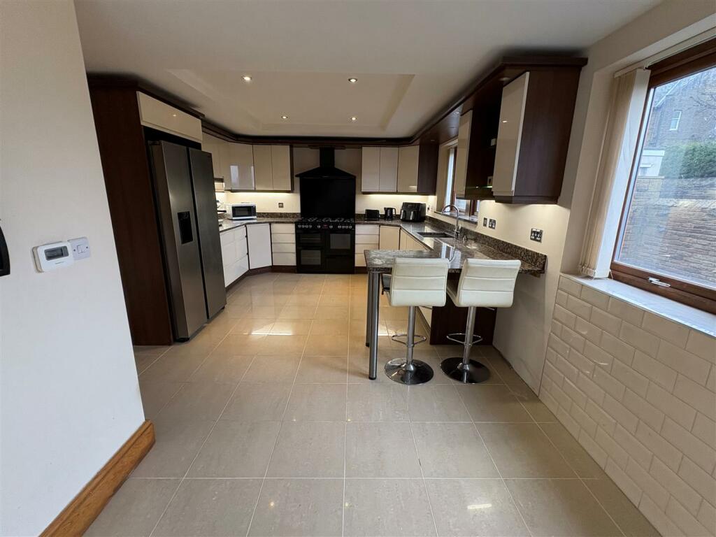 Additional property image - Reva Syke Road, Clayton, Bradford