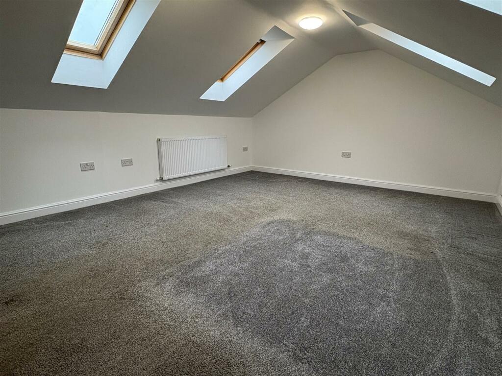 Additional property image - Reva Syke Road, Clayton, Bradford