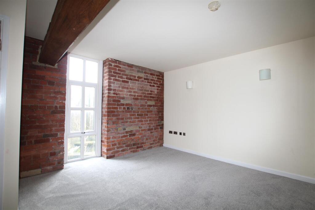 Additional property image - Albert Road, Queensbury, Bradford