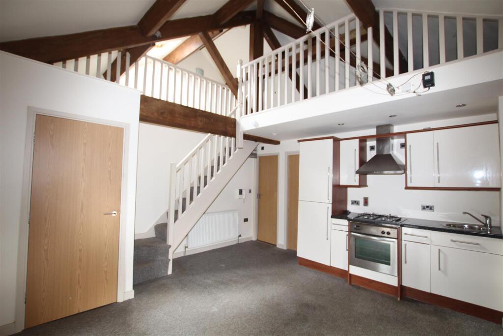 Additional property image - Albert Road, Queensbury, Bradford