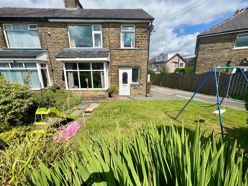 Main image of property: Fieldway, Clayton, Bradford