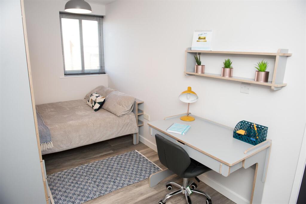 Main image of property: Apt 18, Brayford Court - Student Apartment - 25/26