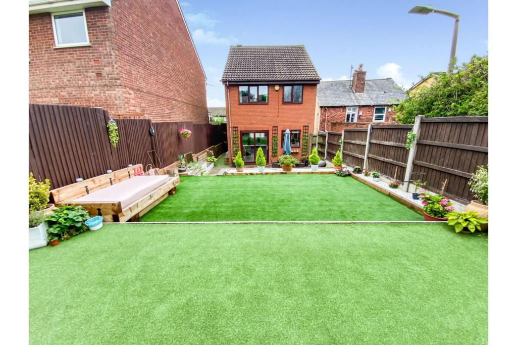 Additional property image - Dudley Road, Rowley Regis, B65