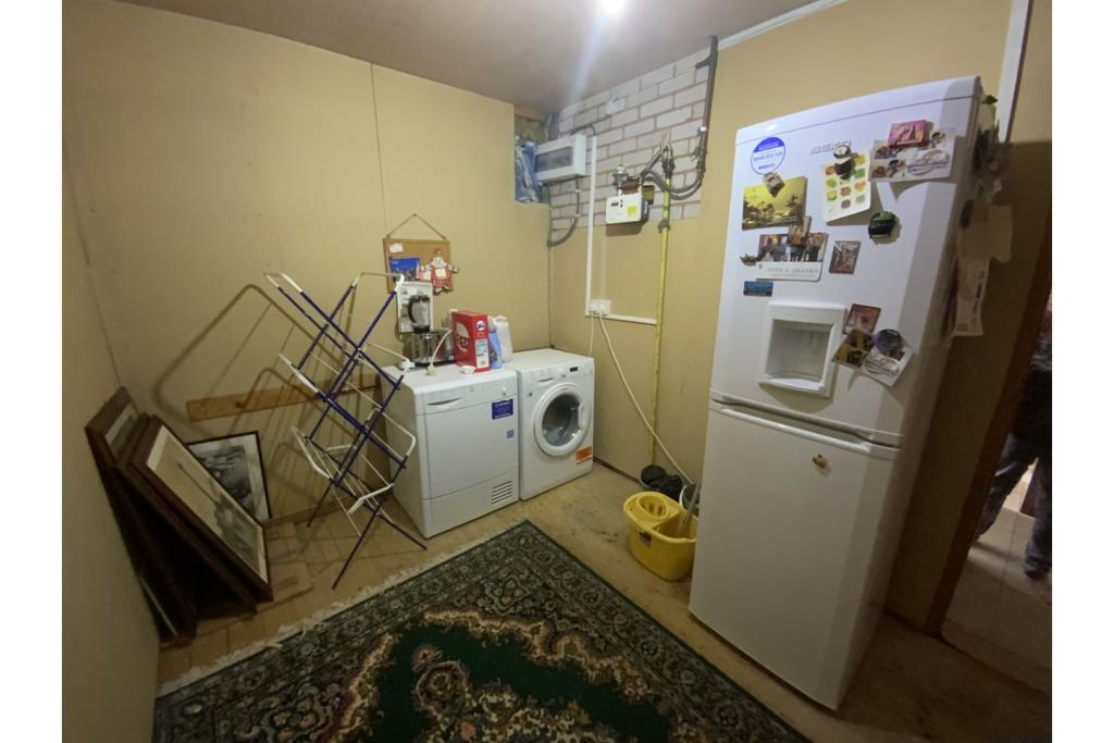 3 bedroom semidetached house for sale in Yardley Fields Road