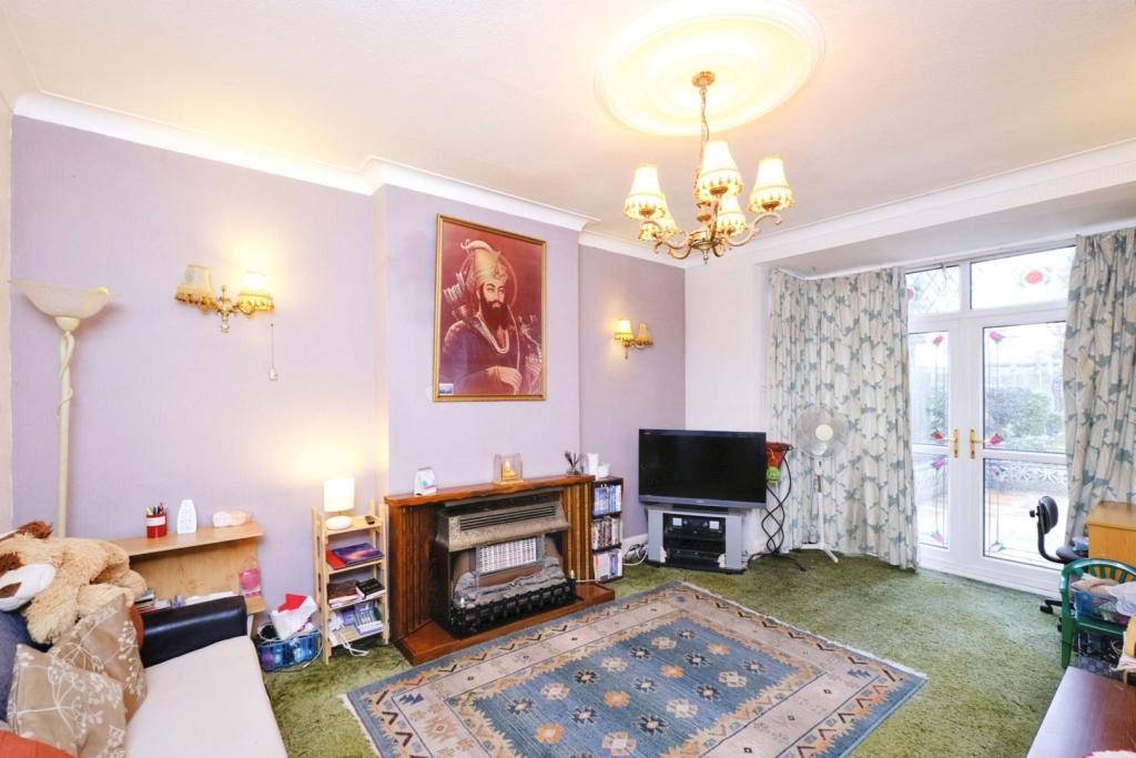 3 bedroom detached house for sale in Solihull Lane, Birmingham, B28