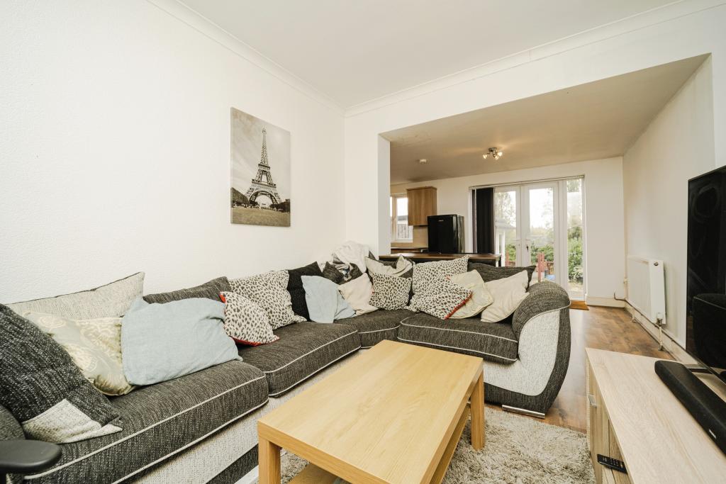 3 bedroom semidetached house for sale in Hall Green Road, West
