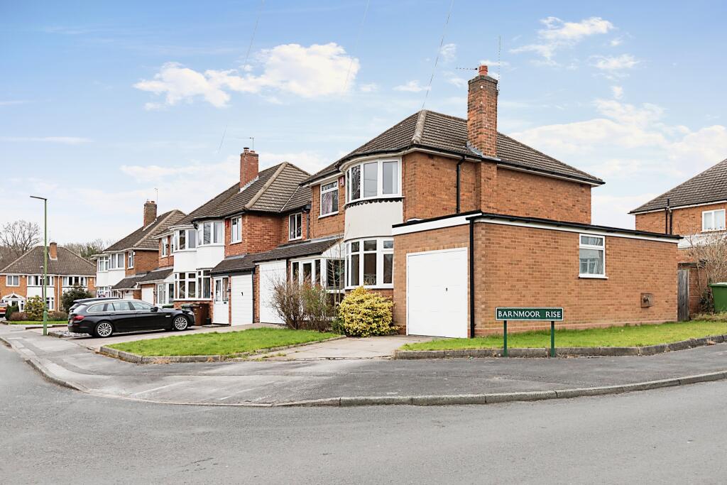 3 bedroom detached house for sale in Bramcote Drive, Solihull, B91