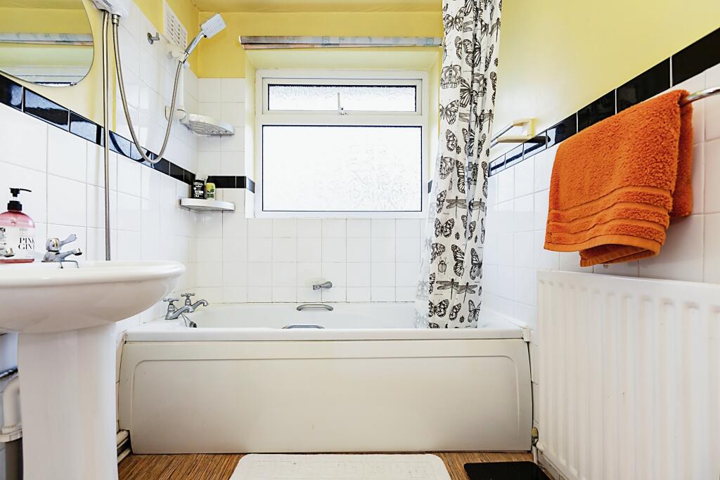 3 bedroom detached house for sale in Bramcote Drive, Solihull, B91