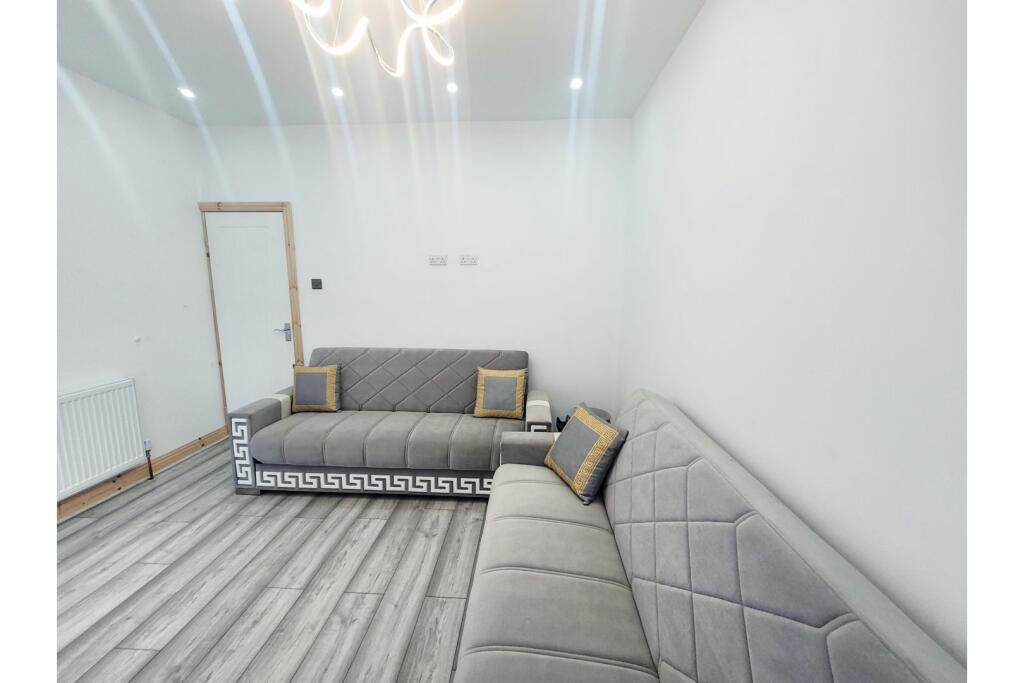 Additional property image - Bennetts Road, Birmingham, B8