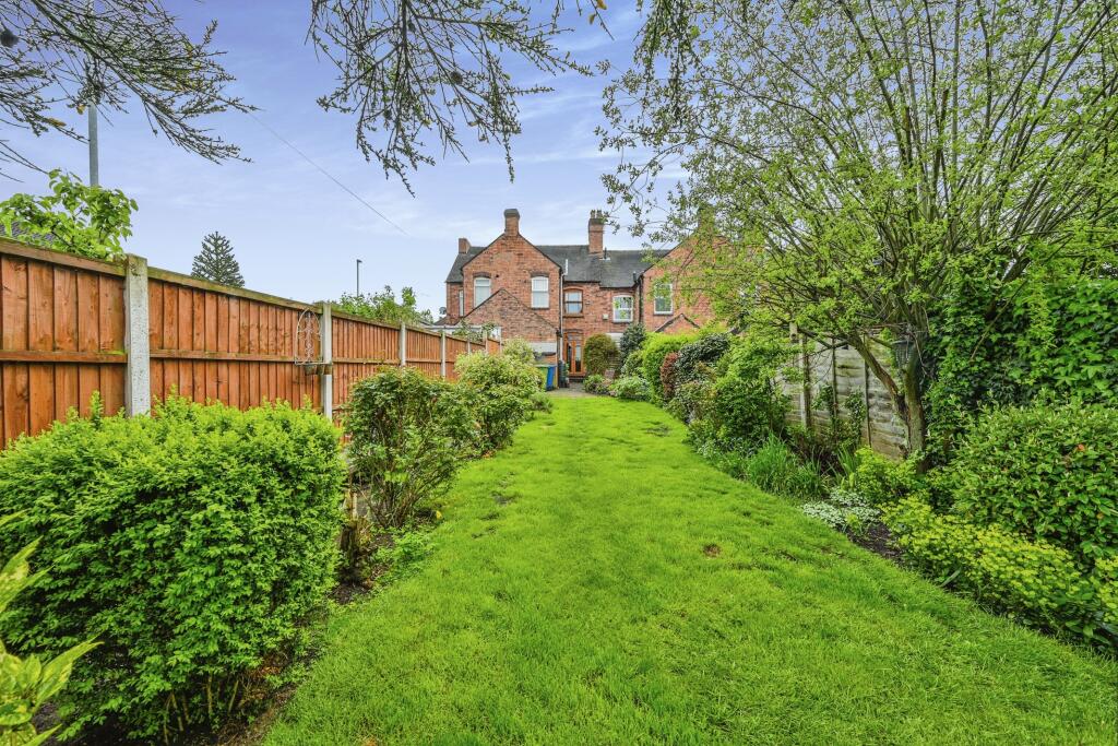 2 bedroom terraced house for sale in Glascote Road, Tamworth, B77