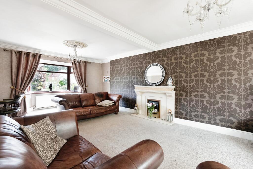 3 bedroom detached house for sale in Quarry Lane, Birmingham, B31