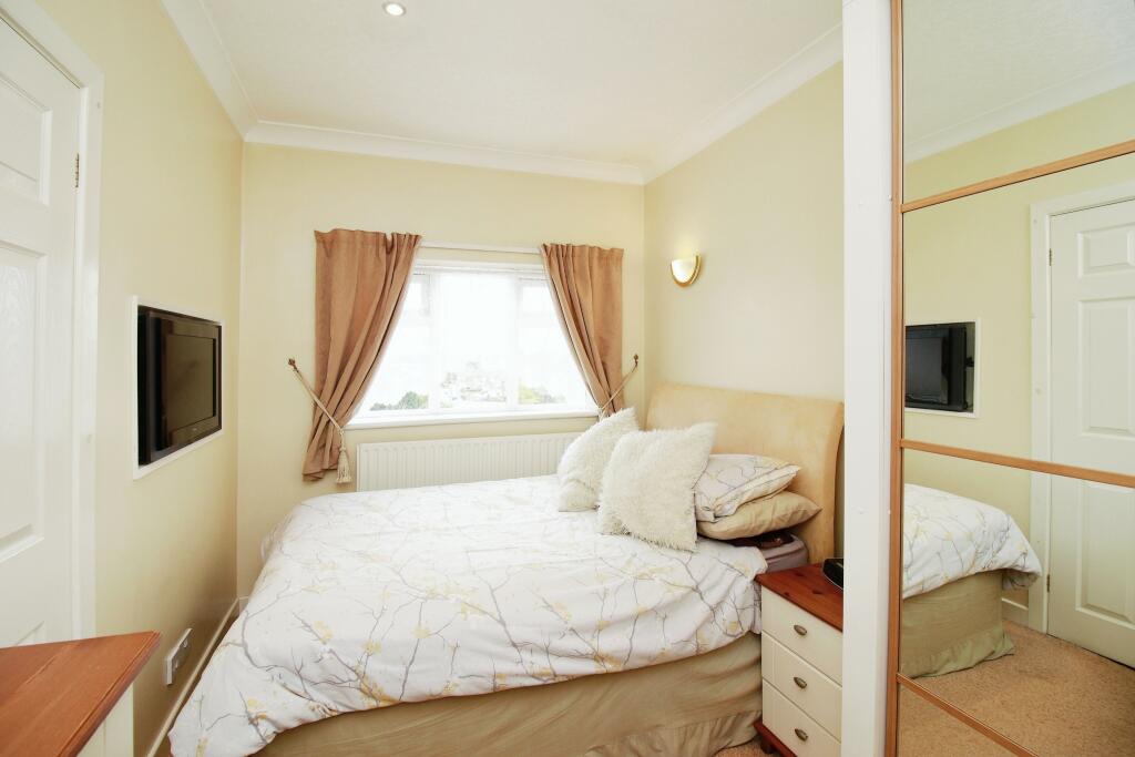 Additional property image - Old Lode Lane, Solihull, B92