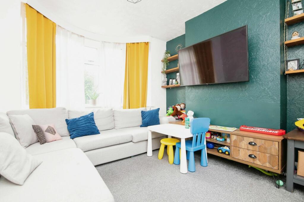 Additional property image - Trafalgar Road, Oldbury, B69