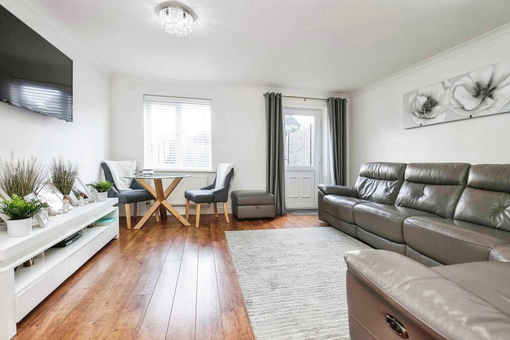3 bedroom terraced house for sale in Water Mill Crescent, Sutton Coldfield, B76