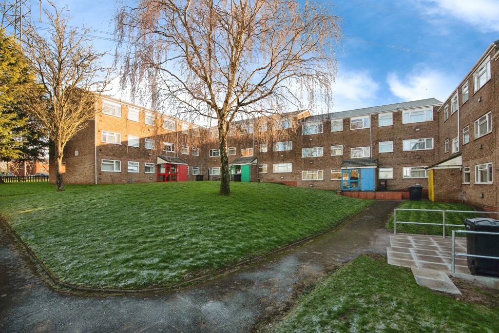 2 bedroom flat for sale in 14 Clent Way, Birmingham, B32