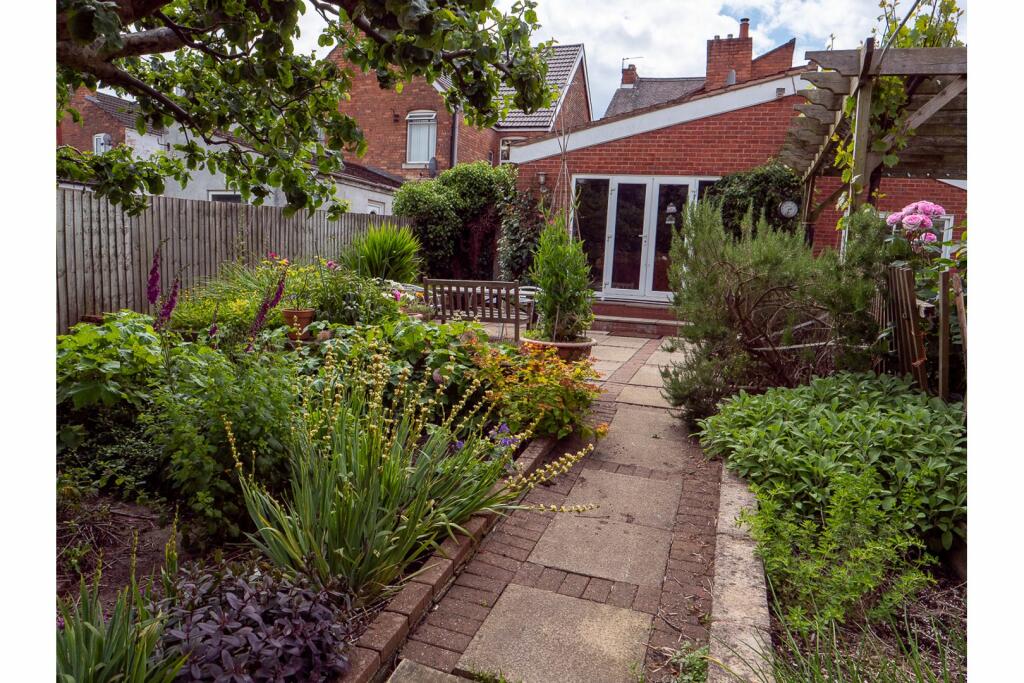 Additional property image - Sladefield Road, Birmingham, B8