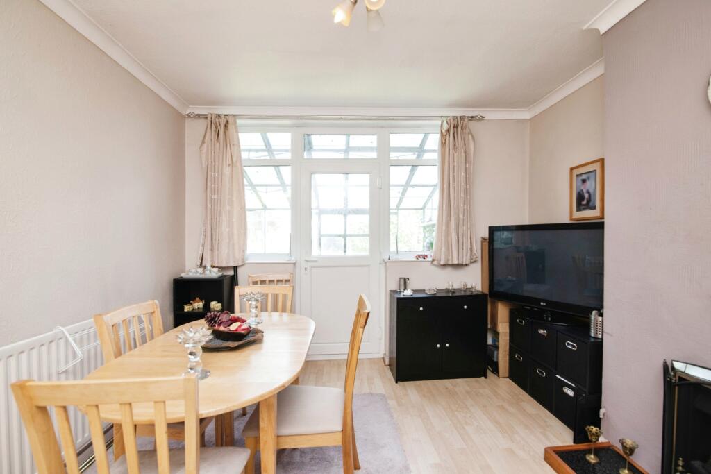 Additional property image - Apsley Road, Oldbury, B68