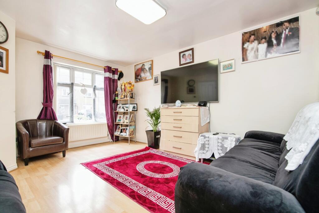 Additional property image - Doulton Drive, Smethwick, B66
