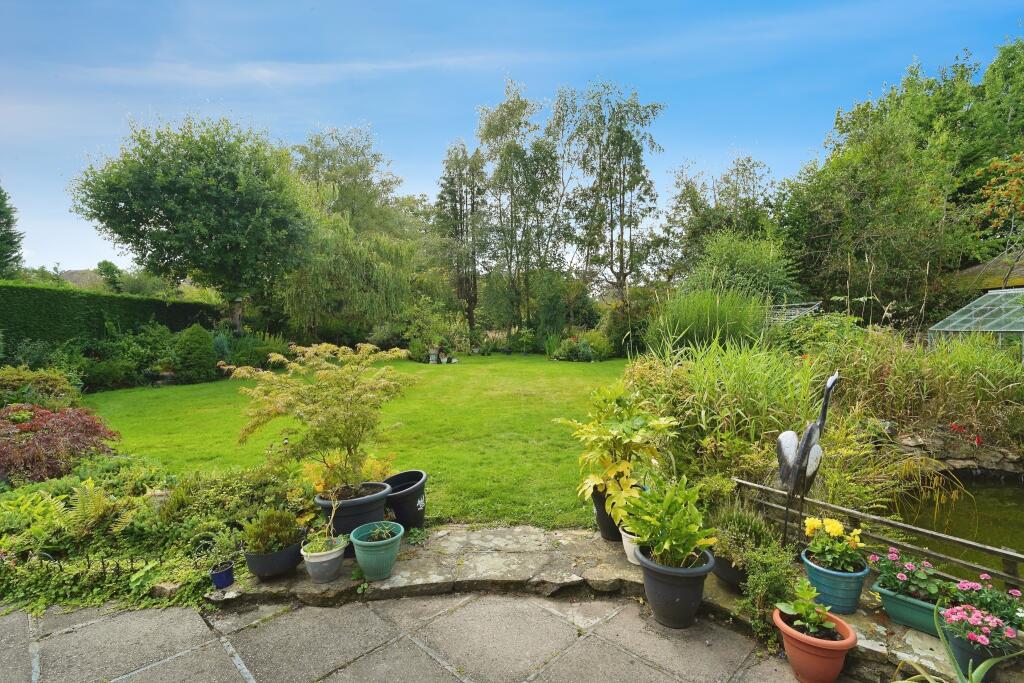 Additional property image - Birchy Close, Solihull, B90