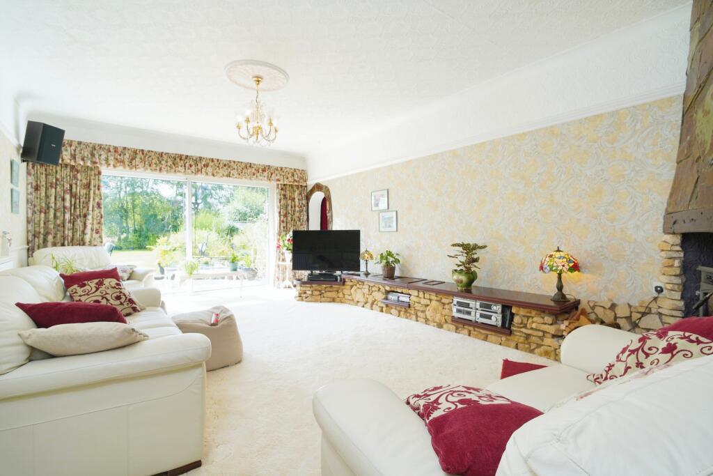 Additional property image - Birchy Close, Solihull, B90