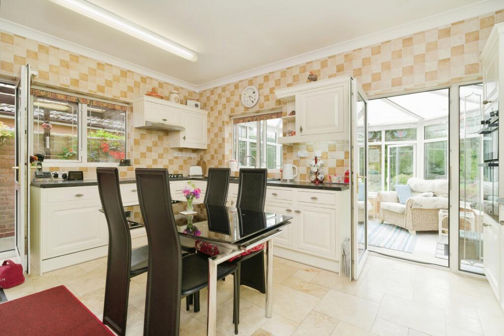 Additional property image - Birchy Close, Solihull, B90