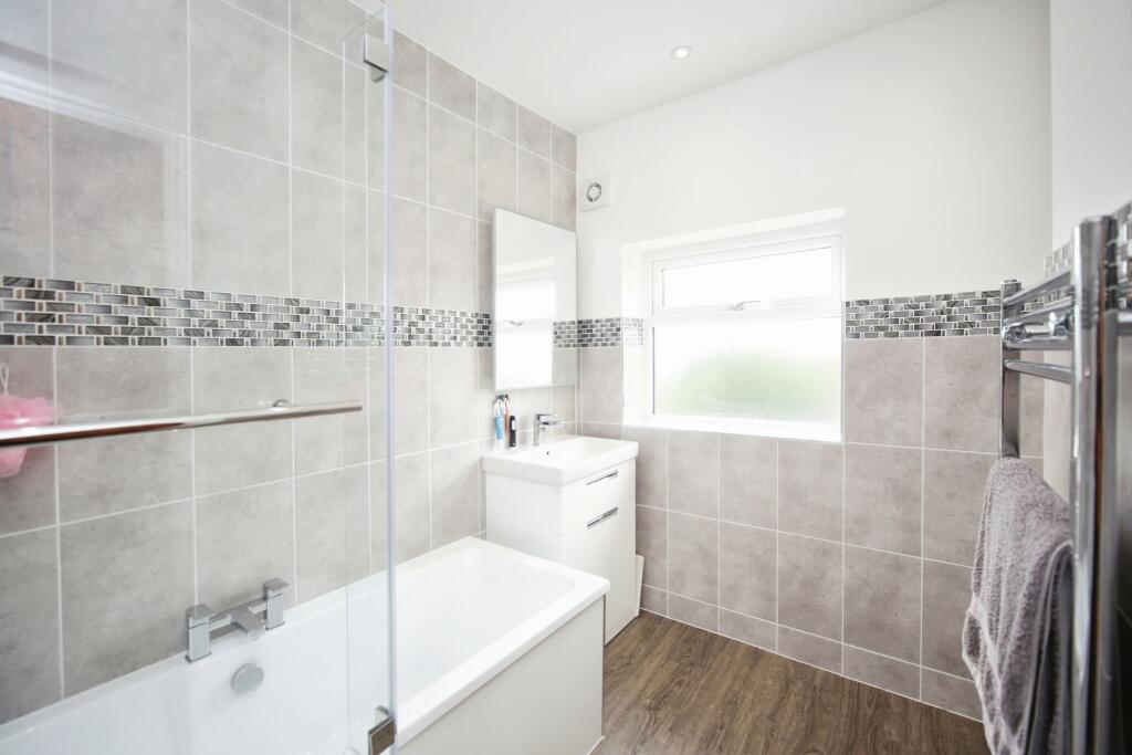 Additional property image - Bishop Hall Crescent, Bromsgrove, B60