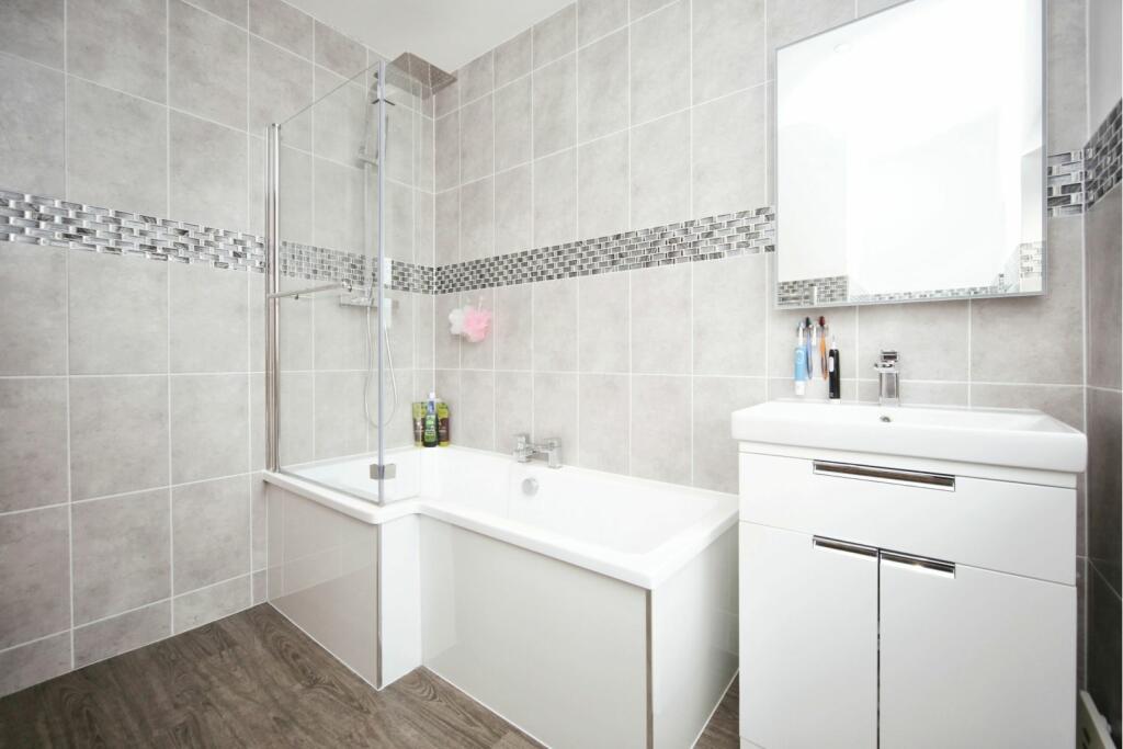 Additional property image - Bishop Hall Crescent, Bromsgrove, B60