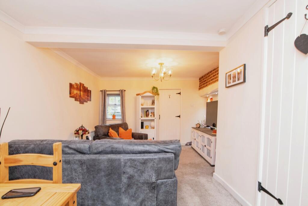 Additional property image - Halesowen Street, Rowley Regis, B65