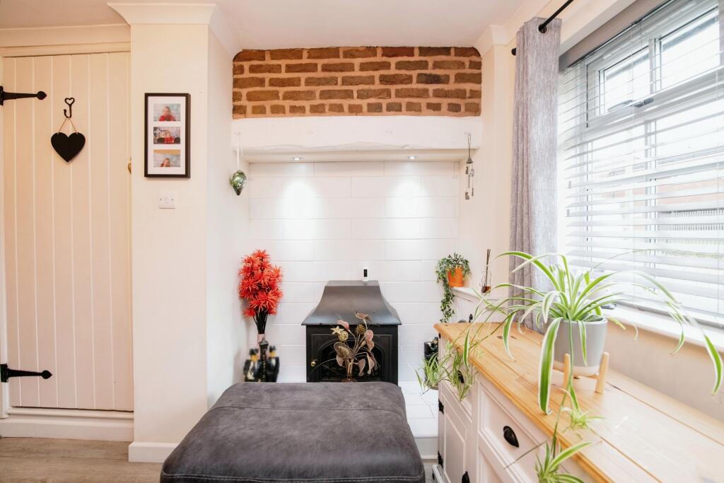 Additional property image - Halesowen Street, Rowley Regis, B65