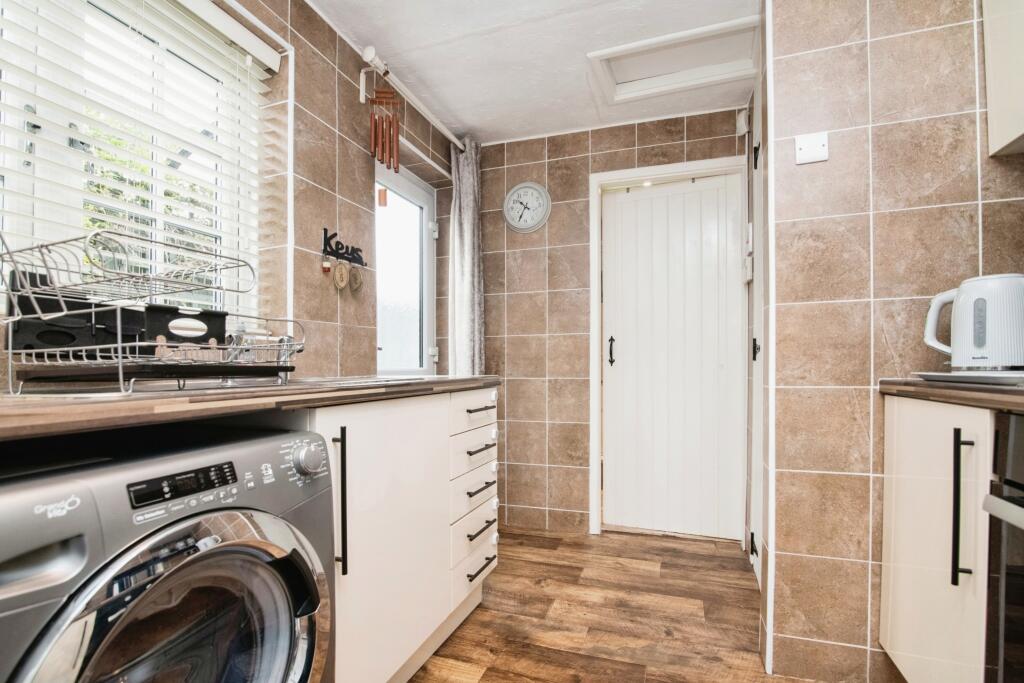 Additional property image - Halesowen Street, Rowley Regis, B65